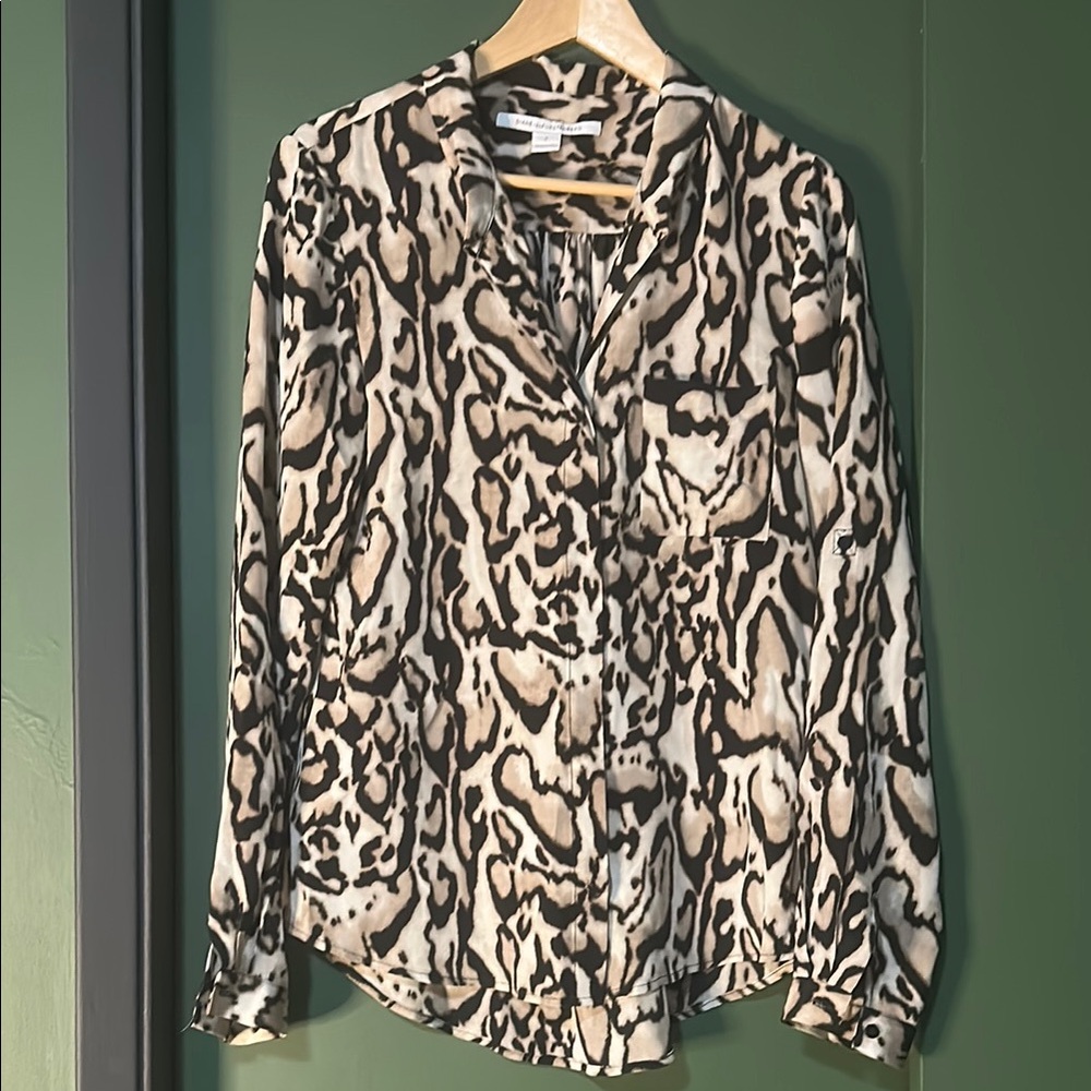 Diane Von Furstenberg Black and Cream Patterned Blouse